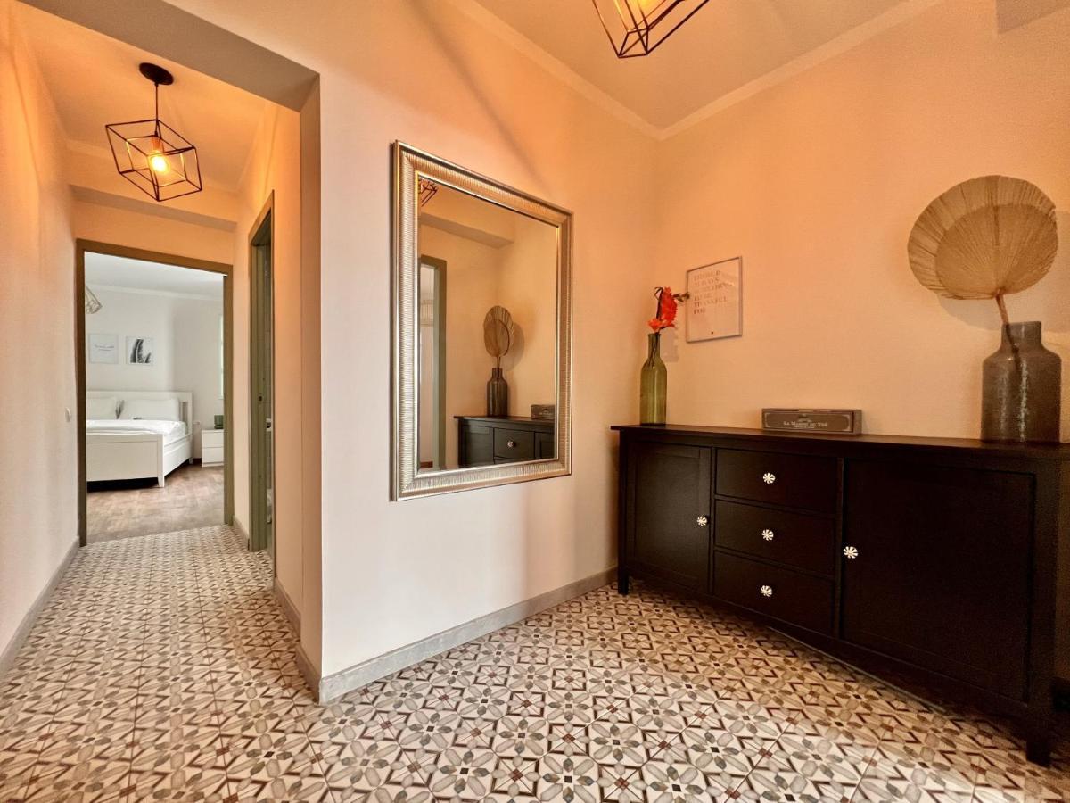 Downtown Apartment By United Renters Alicante Exterior photo